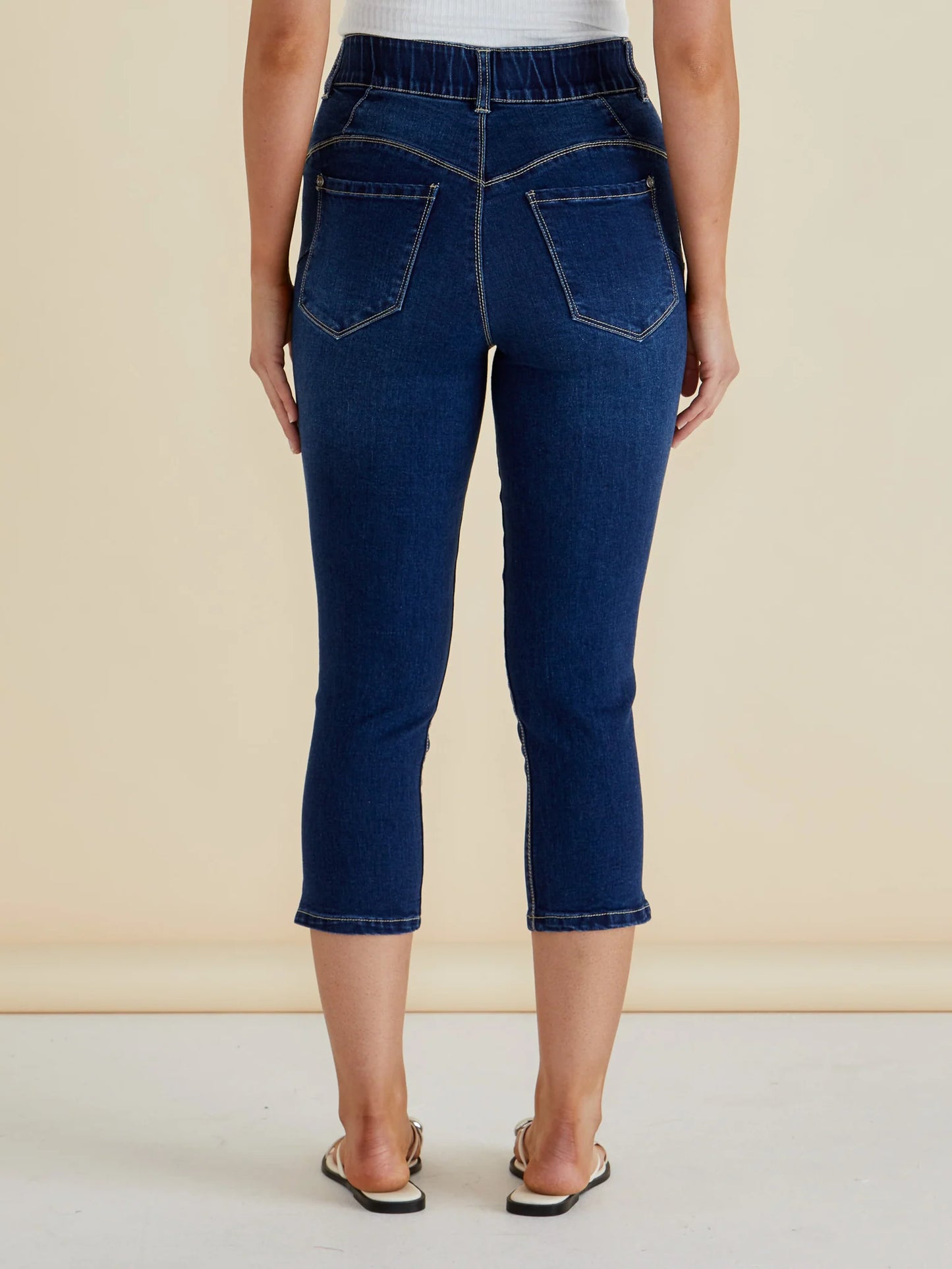 Betty Basic Camila Crop Jeans