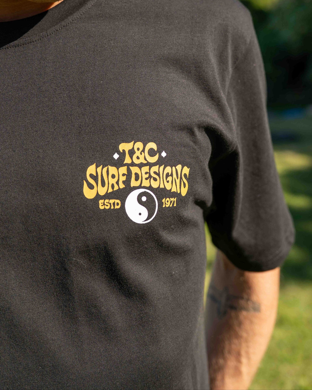 T&C Surf Good Vibes Tee
