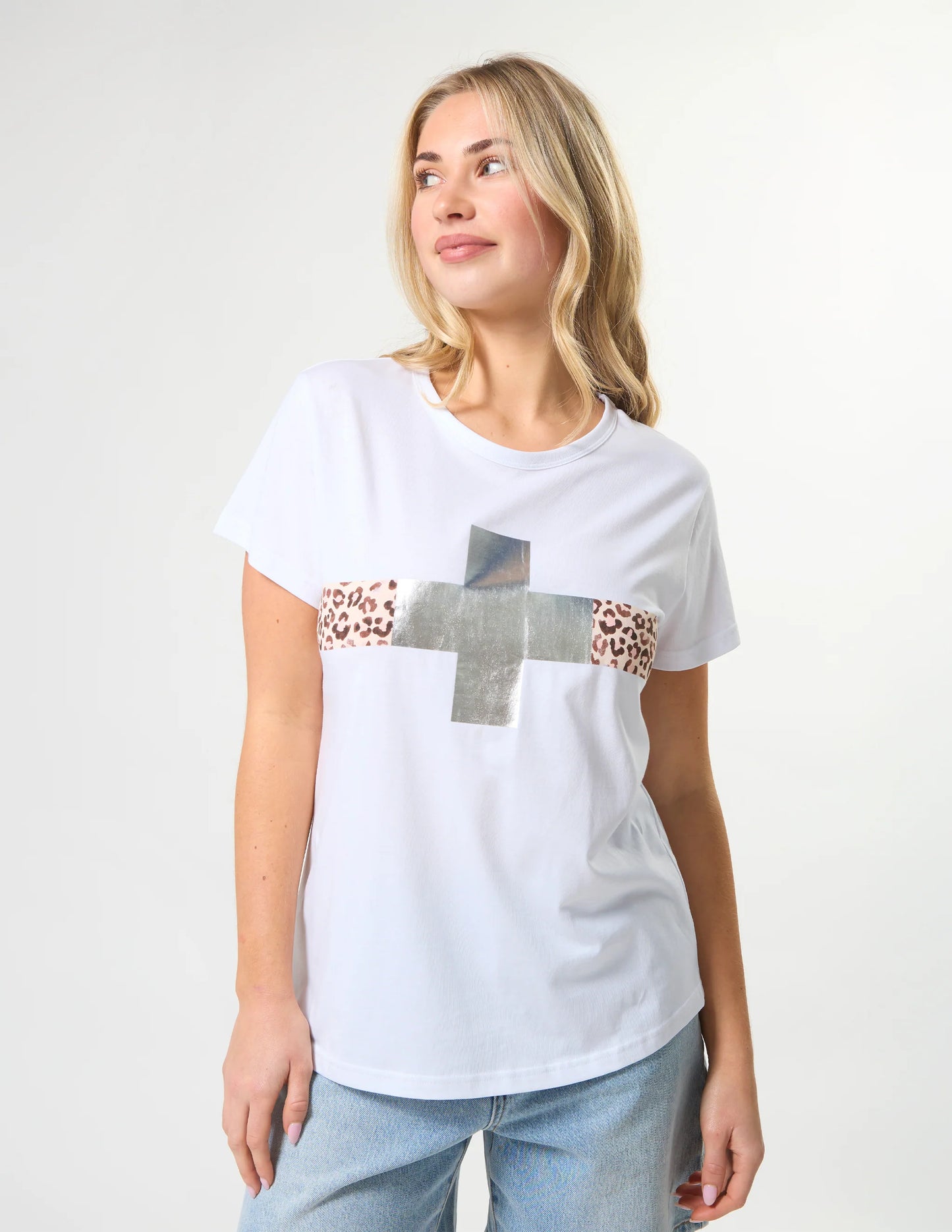 Stella & Gemma Classic Tee White Silver Crossing
