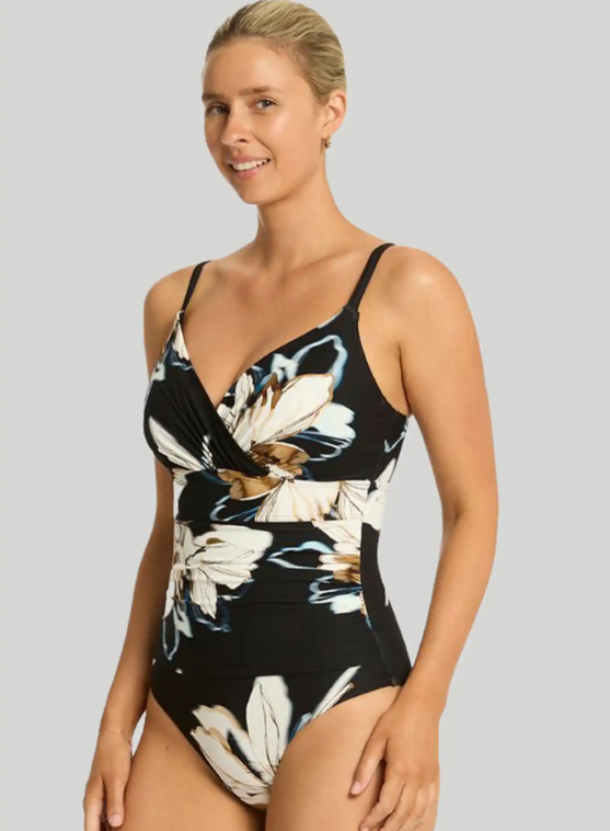 Sea Level La Luna Wrap Front DD-E Cup One Piece