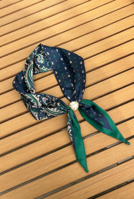 Antler Pearl Bow Fasten Neck Tie