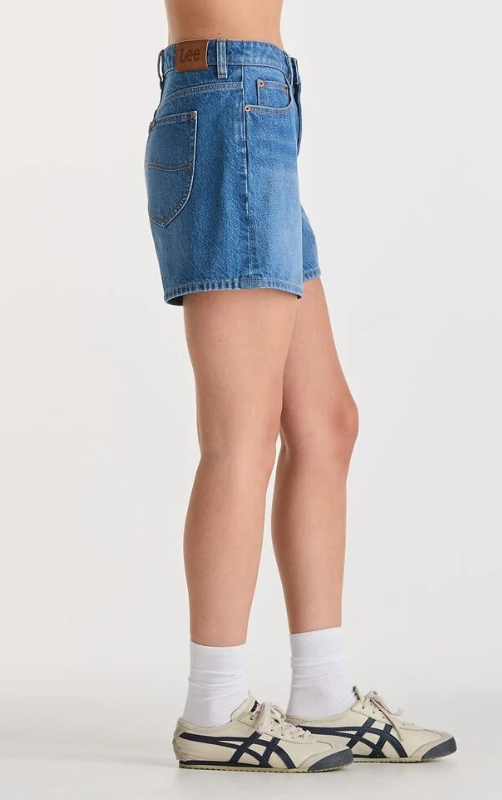 Lee Mid Straight Short
