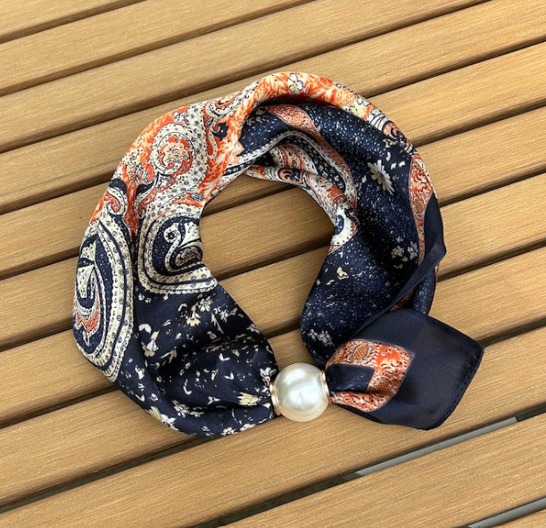 Antler Pearl Fasten Neck Tie