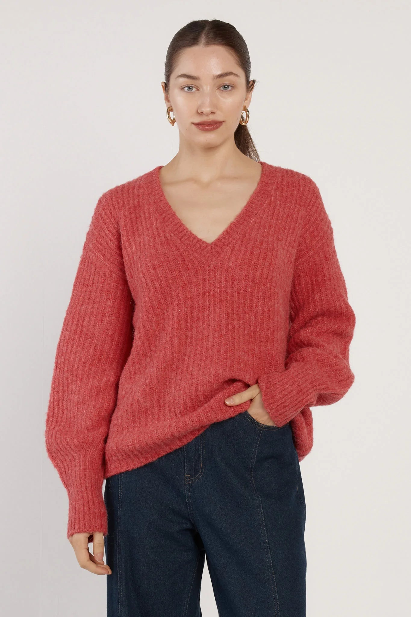 Fate & Becker Remy V Neck Jumper