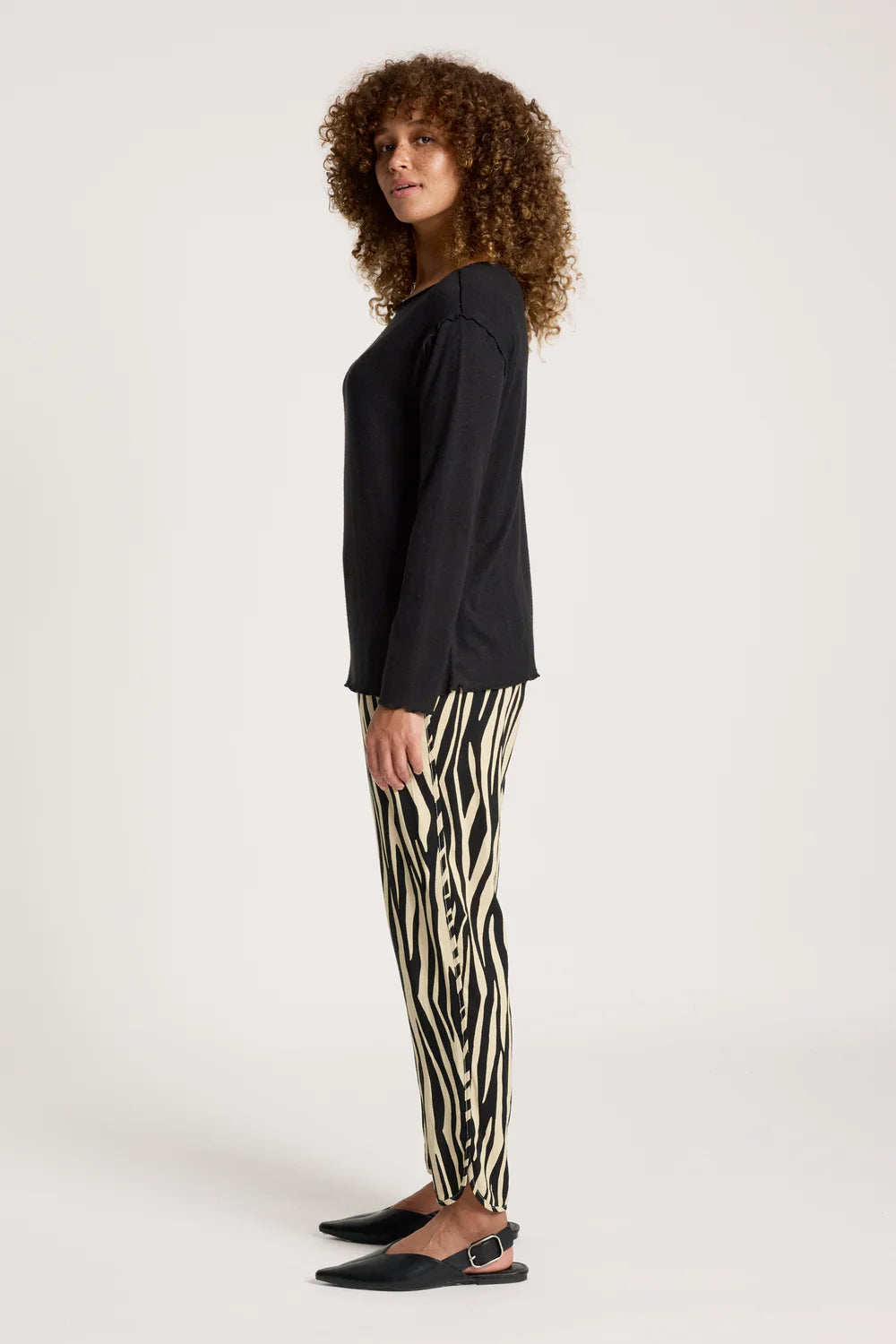 Eb & Ive Aria Long Sleeve Top