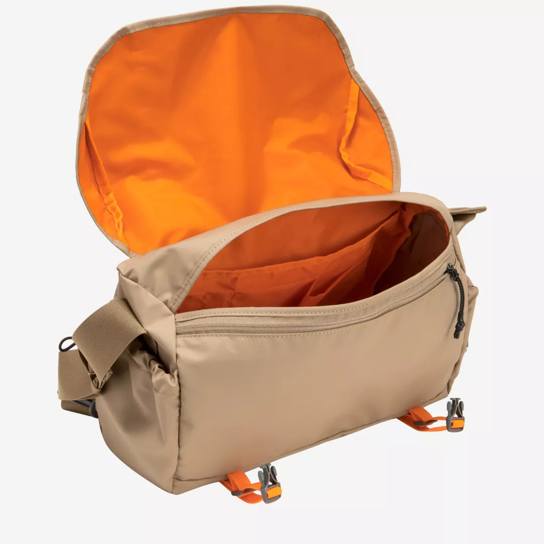 Elliker Walden Messenger Bag