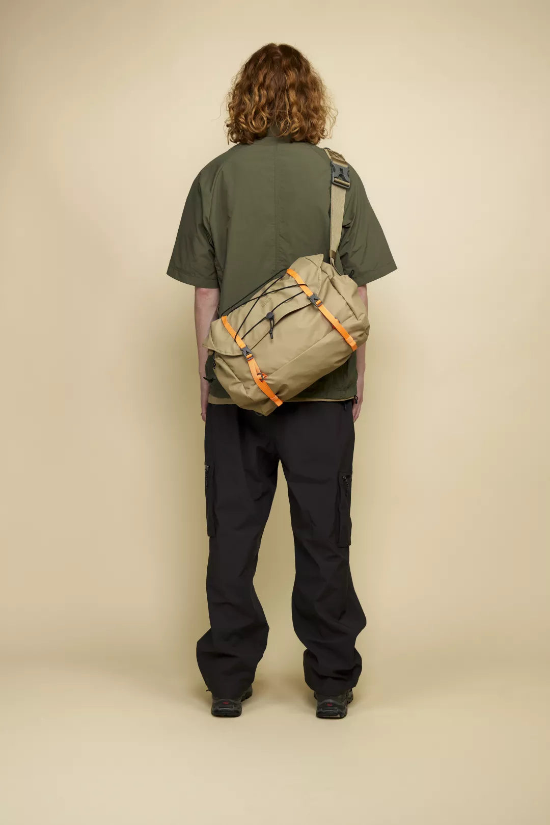 Elliker Walden Messenger Bag