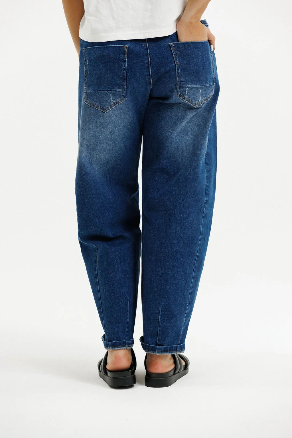 Homelee Barrel Jeans