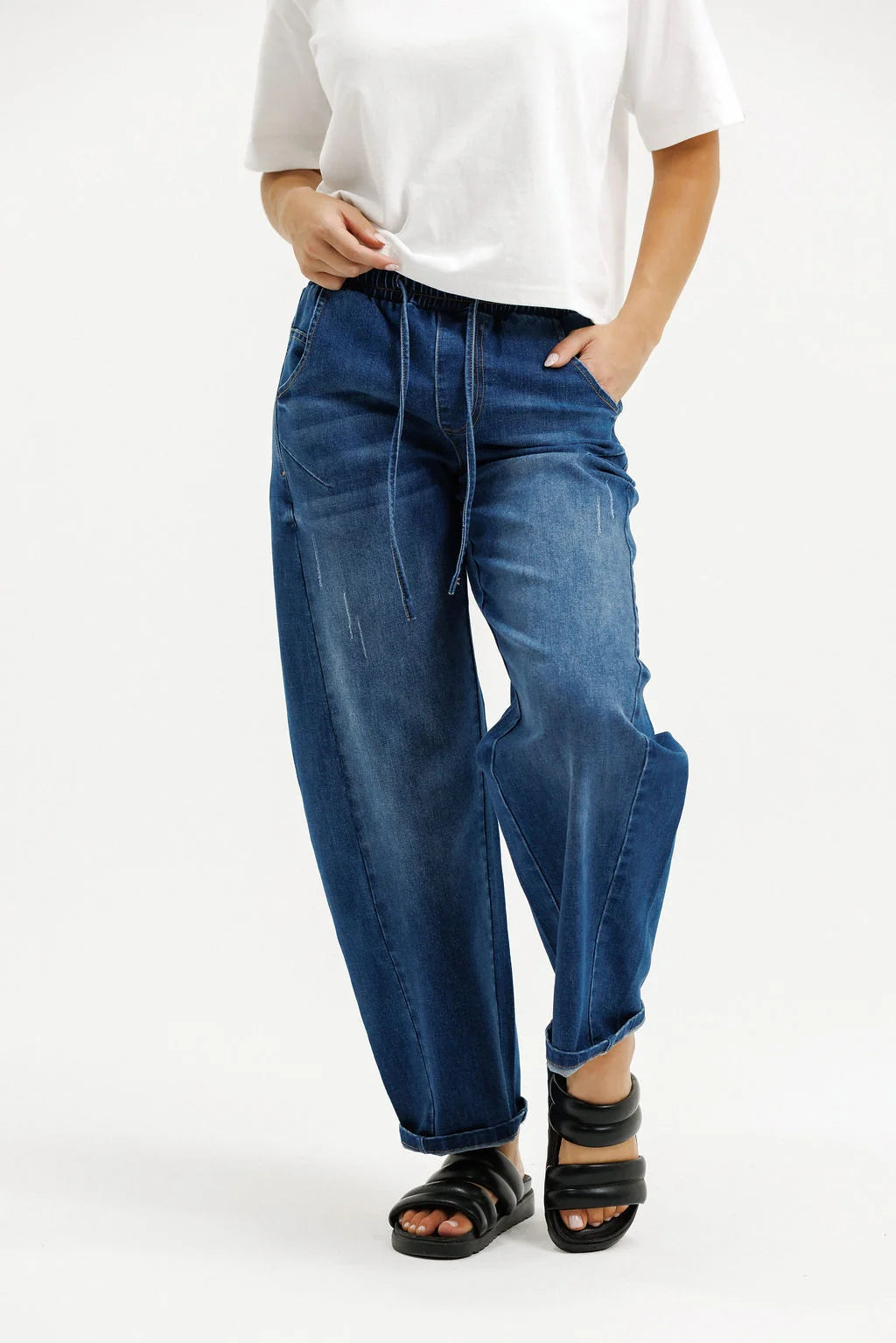 Homelee Barrel Jeans