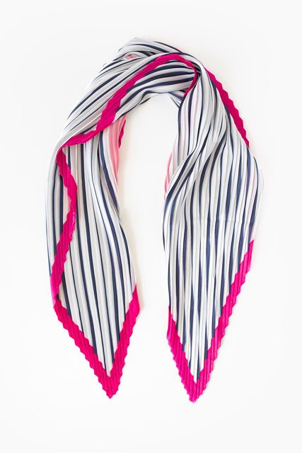 Antler Pleated Scarf