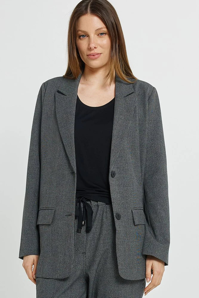 Betty Basics Kenzie Blazer