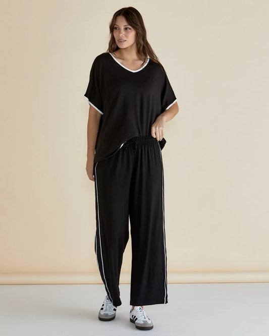 Betty Basic Evelyn Wide Leg Jogger
