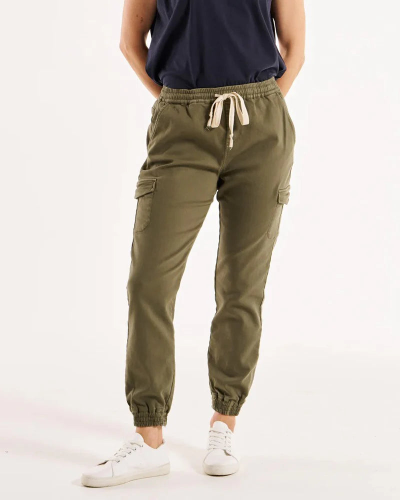 Betty Basics Connecticut Cargo Jean