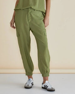 Betty Basic Adrianna Jogger