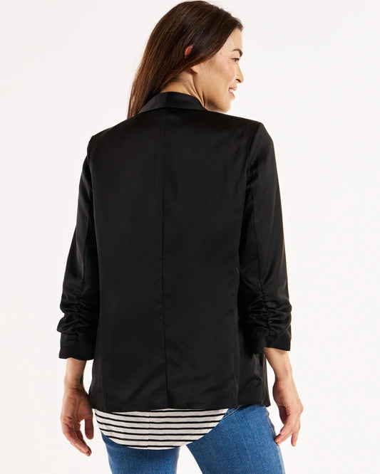 Betty Basics Jayde Satin Blazer