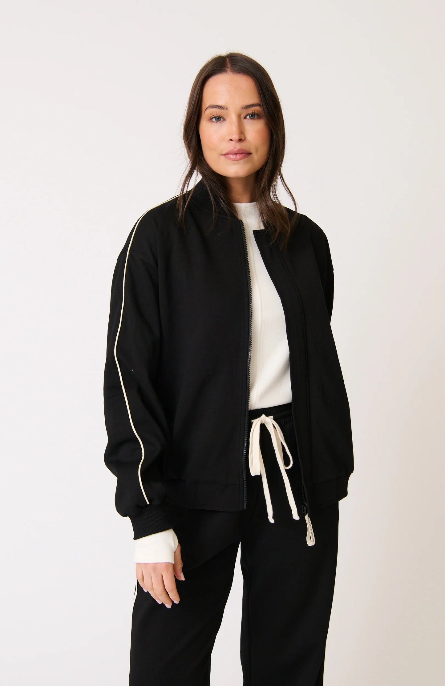 Cartel & Willow Brooke Bomber