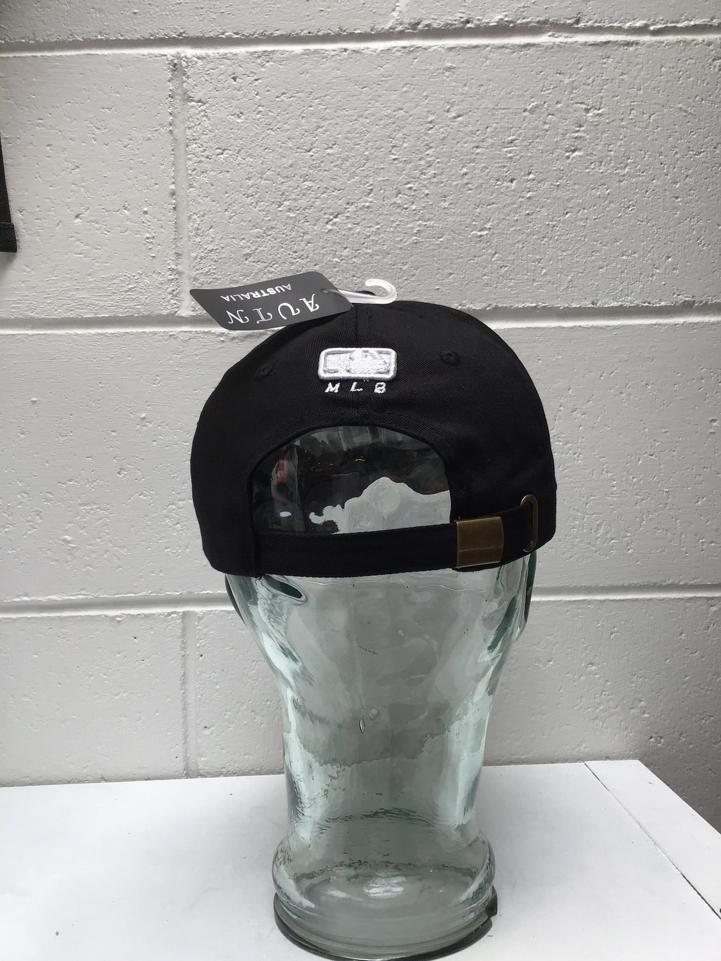 LA Cap Black