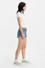 Load image into Gallery viewer, Levis Queen Of Kings Superlow Shorts
