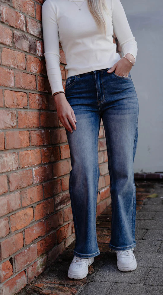 Junkfood Maddie Mid Rise Short Stuff
