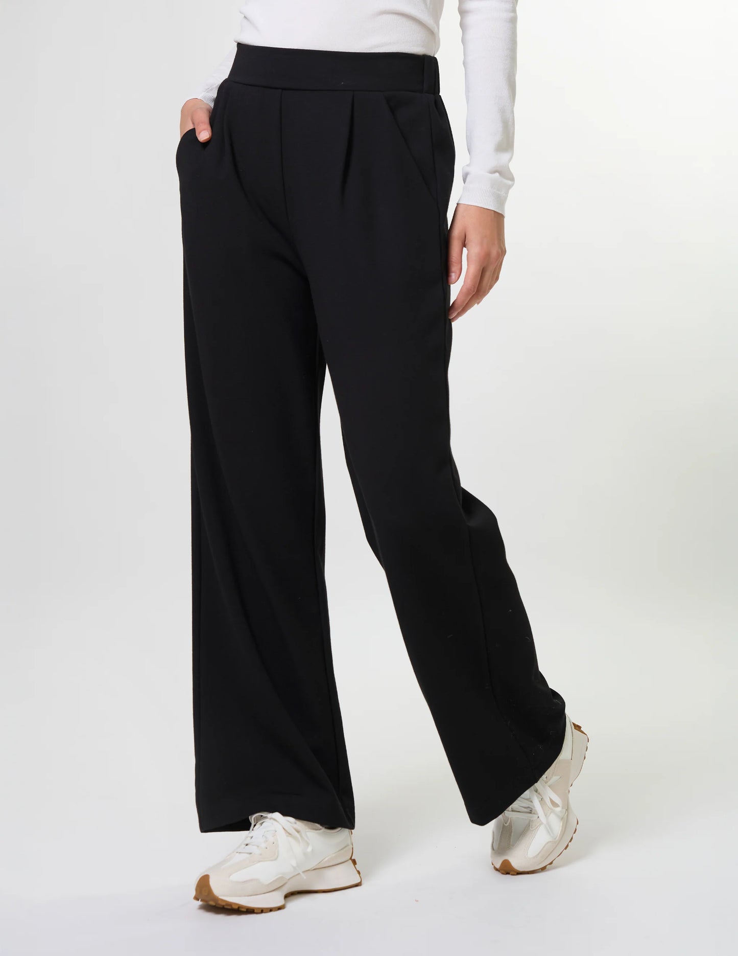 Stella & Gemma Ria Pant