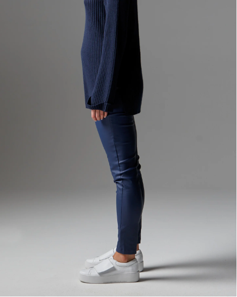 Fate + Becker Balance Pant