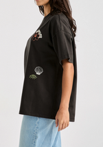 Load image into Gallery viewer, Wrangler Sun Dream Boxy Slouch Tee
