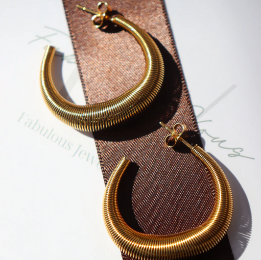 Fabuleux Vous Steel Me Spring Hoop Earrings