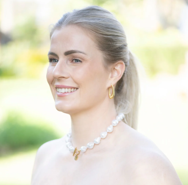 Fabuleux Vous Steel Me Spring Hoop Earrings