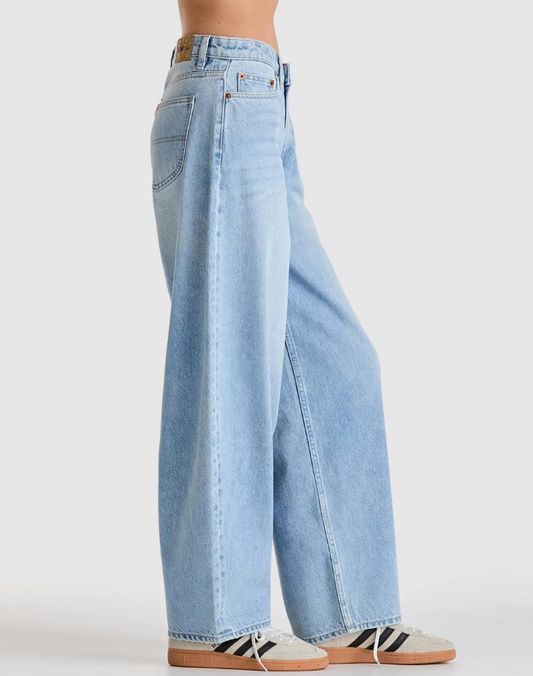 Riders Mid Barrel Jeans