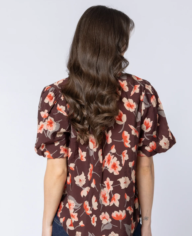 Seeking Lola Treasure Top