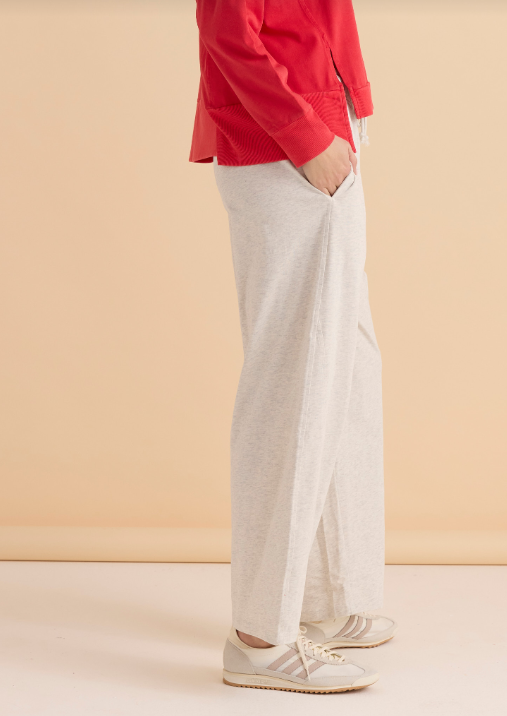 Betty Basics Barrel Leg Sweatpant
