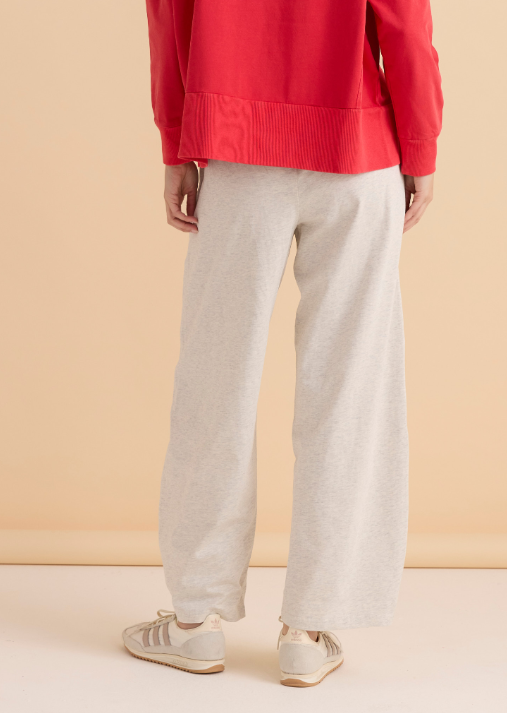 Betty Basics Barrel Leg Sweatpant