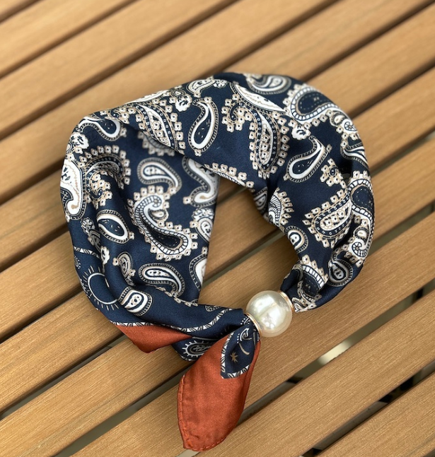 Antler Pearl Fasten Neck Tie