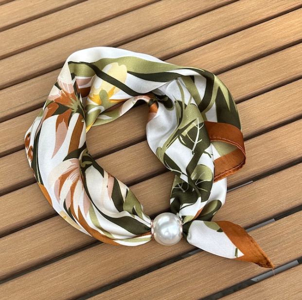 Antler Pearl Fasten Neck Tie