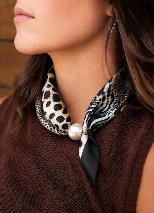 Antler Pearl Fasten Neck Tie