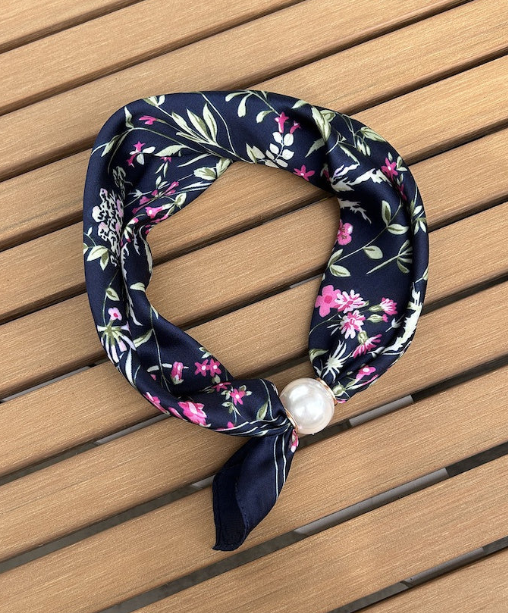 Antler Pearl Fasten Neck Tie