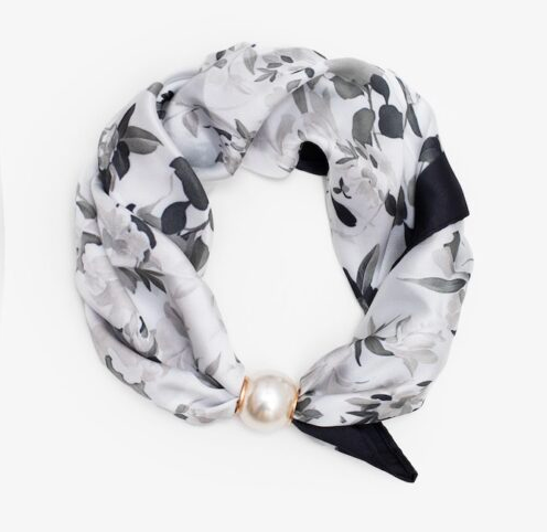 Antler Pearl Fasten Neck Tie