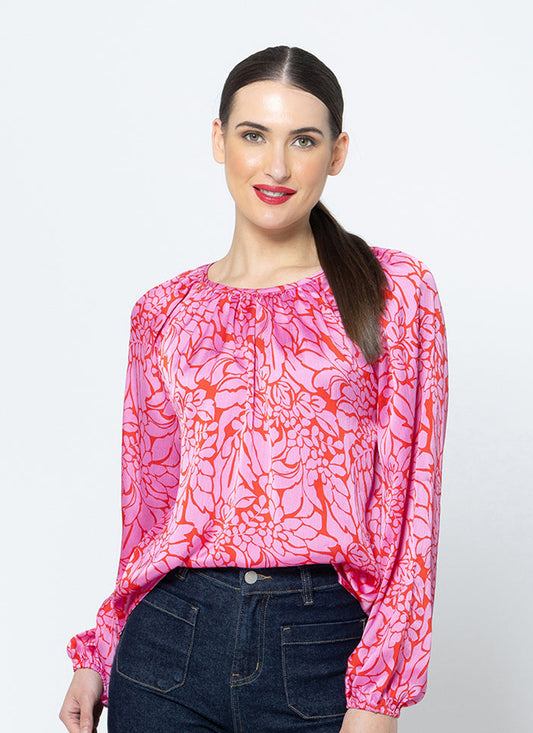 Seeking Lola United Top