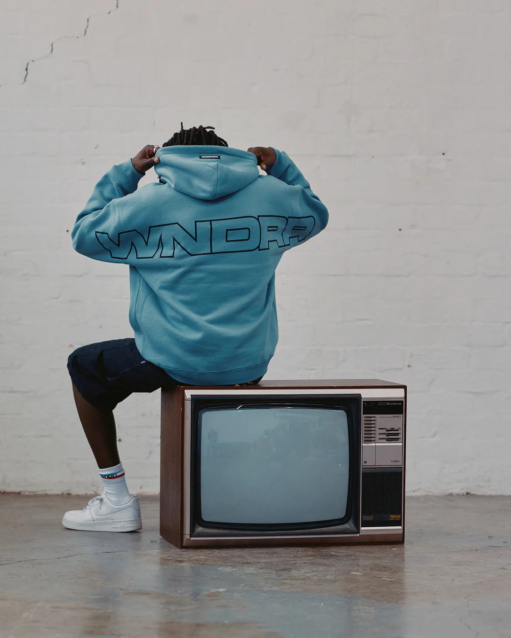 WNDRR Patron Hood Sweat
