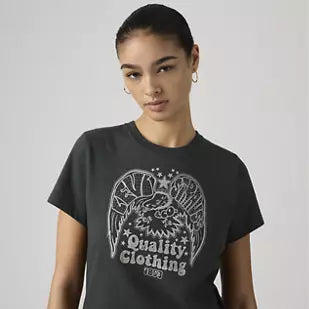 Levis Woman's Graphic Favorite Tee