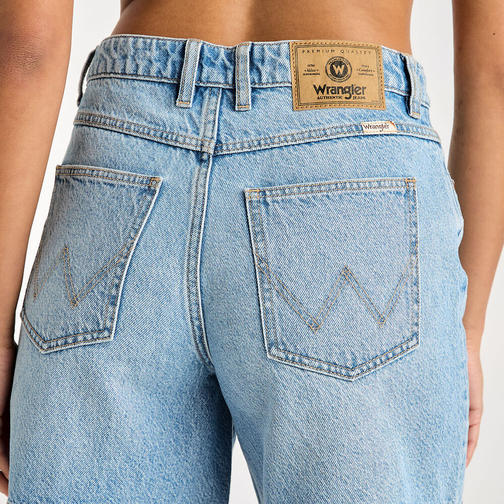 Wrangler Mid A-line Short