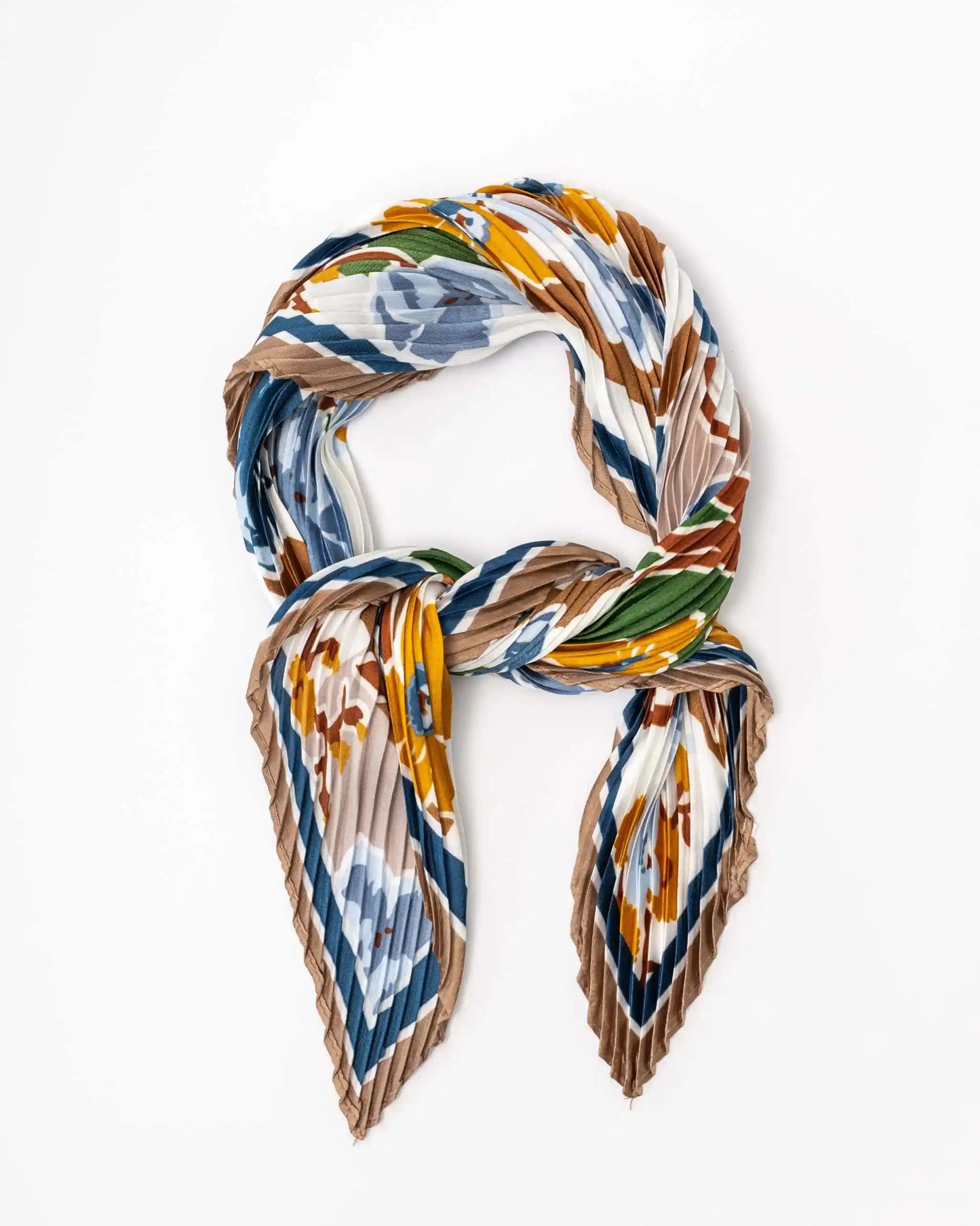 Stilen Ava Pleated Scarf