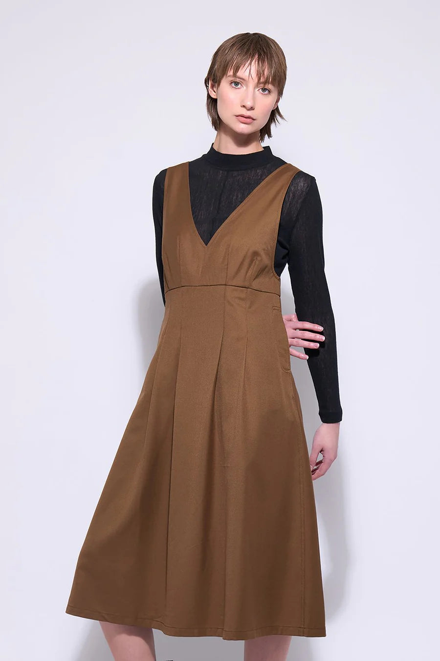 Neris The Hepburn Pinafore