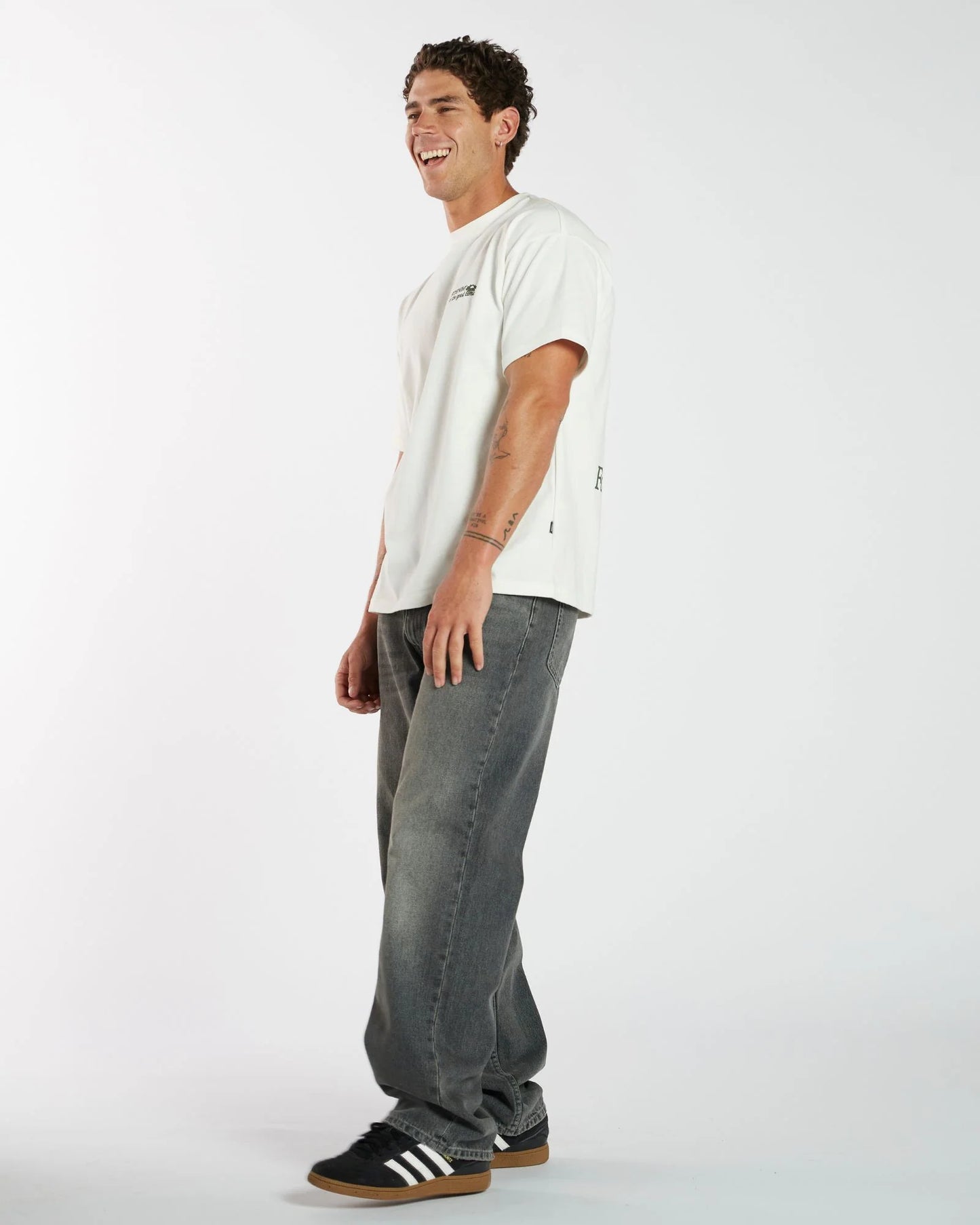 Dr. Denim Omar Baggy Jeans