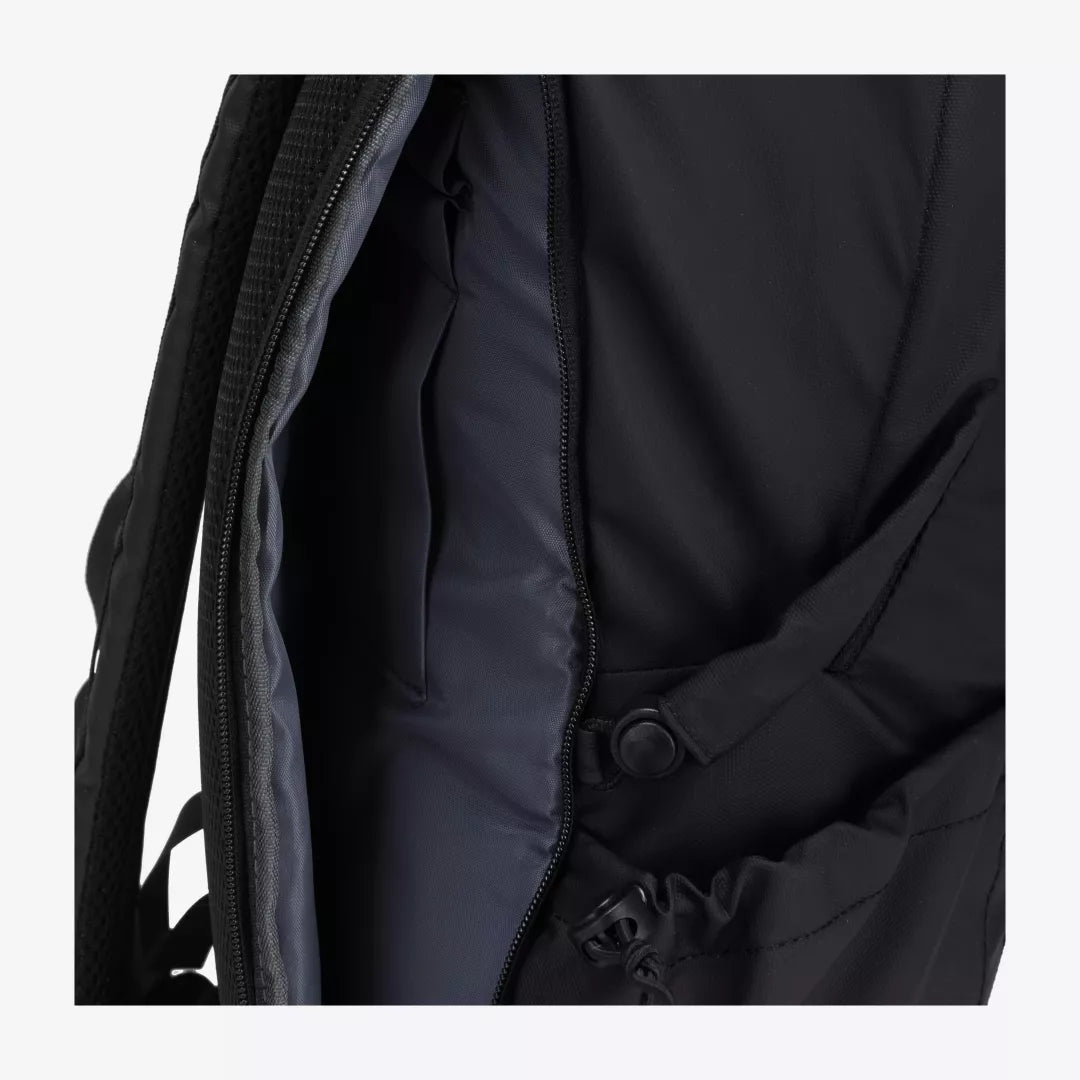 Elliker Kiln Hooded Zip Top Backpack