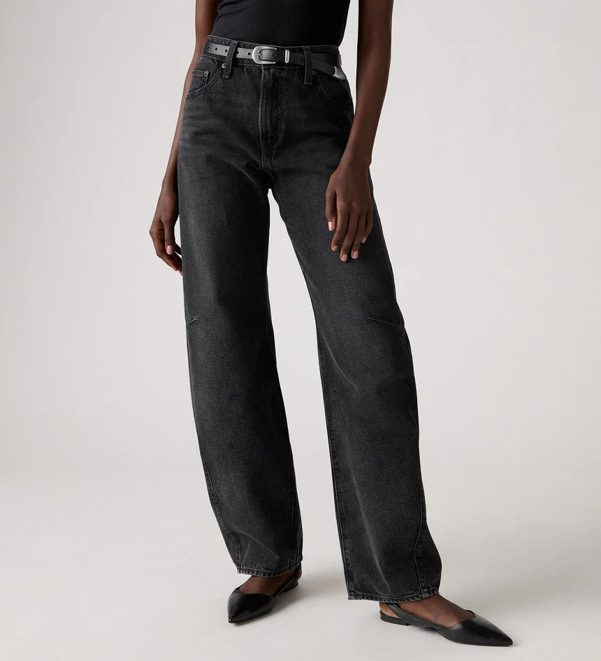 Levis Baggy Dad Barrel Jeans