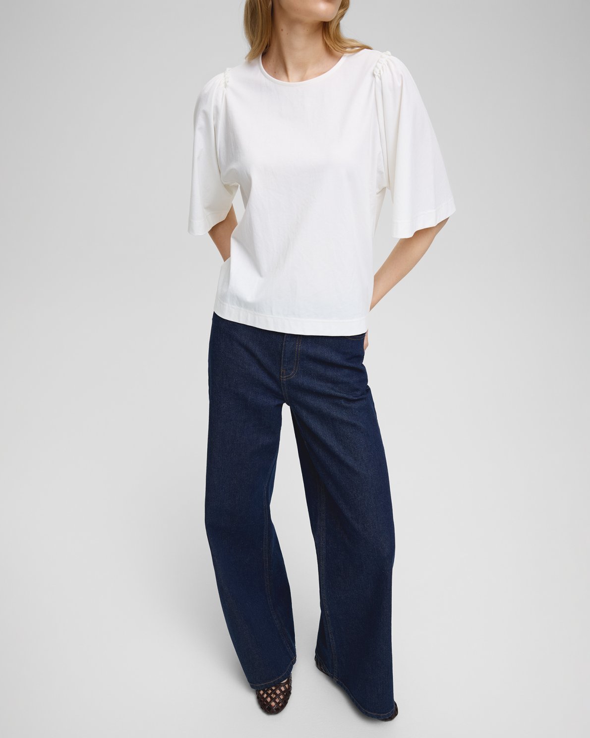 MSCH Maila Puff Top