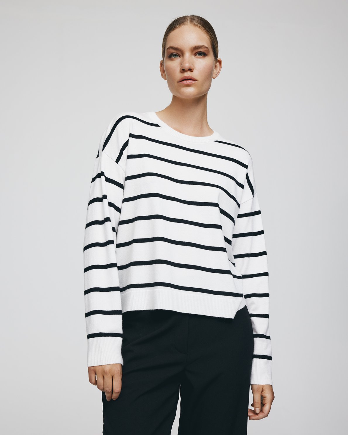 MSCH Maura Rachelle Pullover