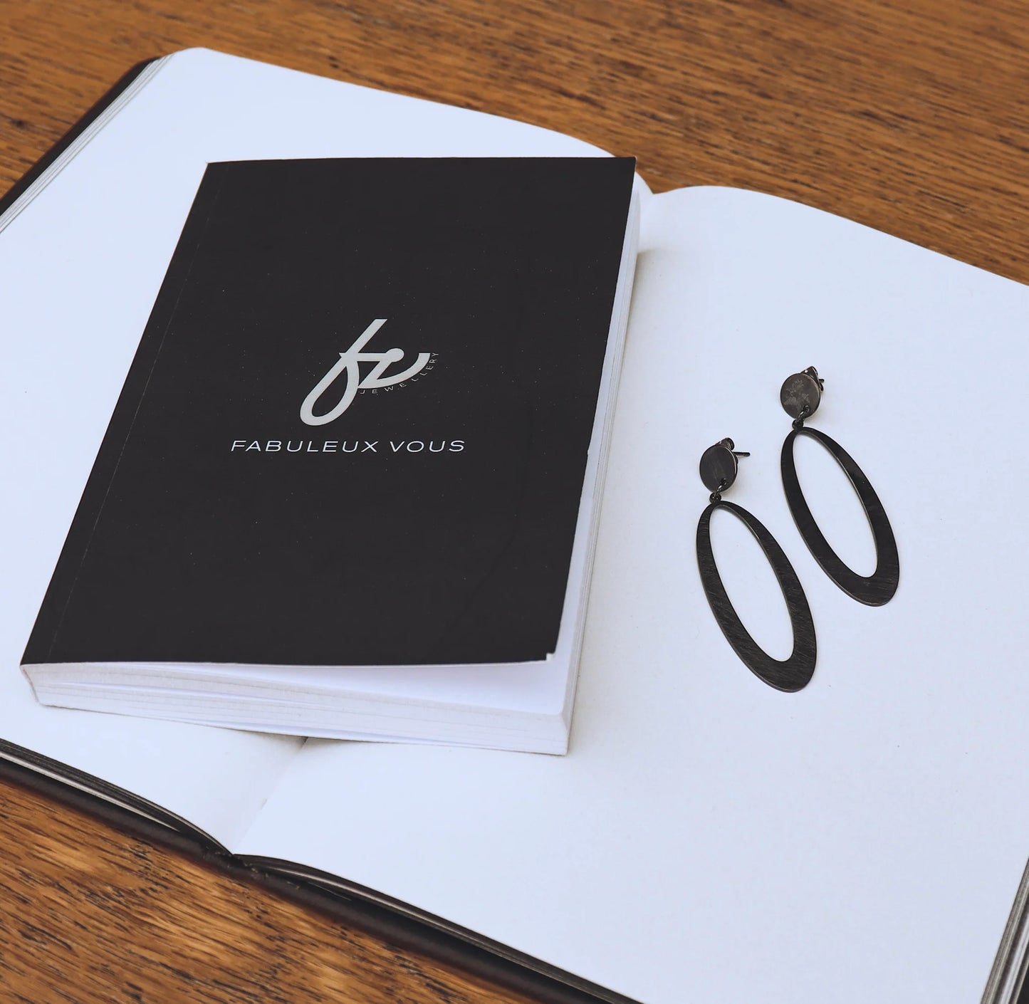 Fabuleux Ovale Oval Earrings