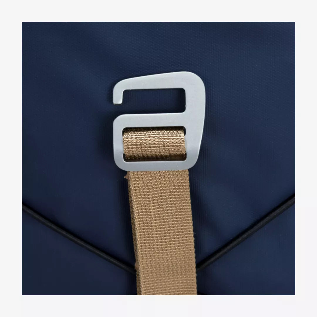 Elliker Wharfe Flapover Backpack